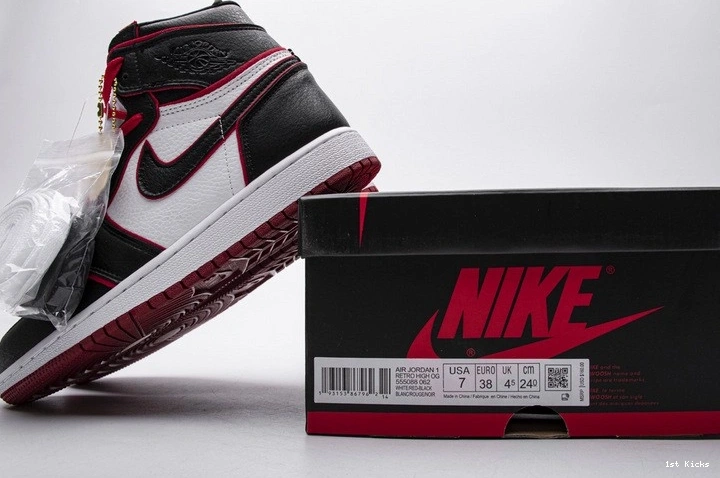 Retro Jordan  1 Bloodline High 555088-062 0501